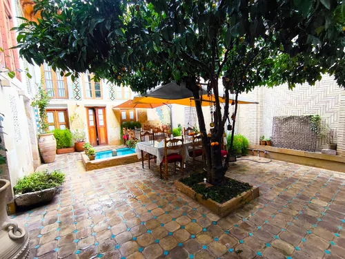 تصویر 14 - هتل سنتی خانه والاد (اتاق شاباجی) در  شیراز