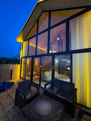 تصویر 22 - کلبه شیشه ای آسمان با جکوزی  در  شیرگاه