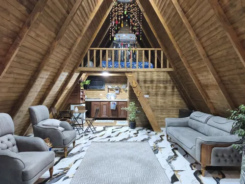 تصویر 7 - کلبه سوئیسی آرسین با جکوزی در  لفور