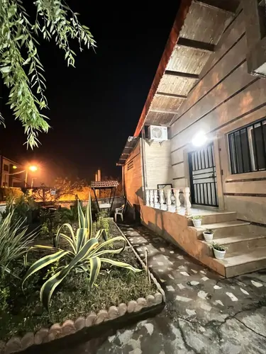 تصویر 14 - ویلا استخردار آبگرم دلارام با ایرهاکی و فوتبال دستی در سرخ رود