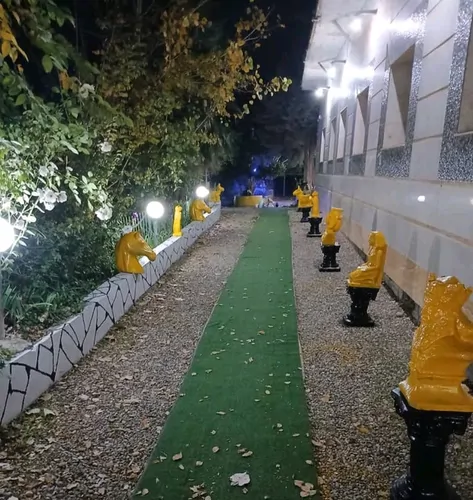 تصویر 4 - کلبه اتاق کاهگلی سنتی در باغ رستوران جنگلی در ساری
