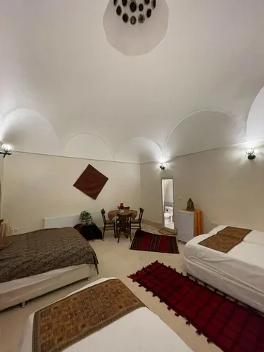 تصویر 4 - اقامتگاه بوم‌گردی عمارت عندلیبان (اتاق ترلان) در  یزد