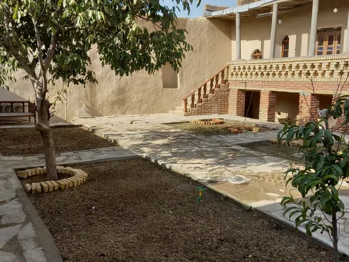 تصویر 13 - اقامتگاه بوم‌گردی کریم خان (اتاق۴) در  همدان