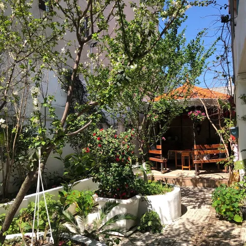 تصویر 16 - خانه باغ مادربزرگه (۱۵)  در  رشت
