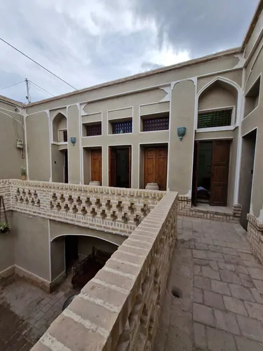 تصویر 2 - اقامتگاه بوم‌گردی اقامتگاه دولت سرا در نائین