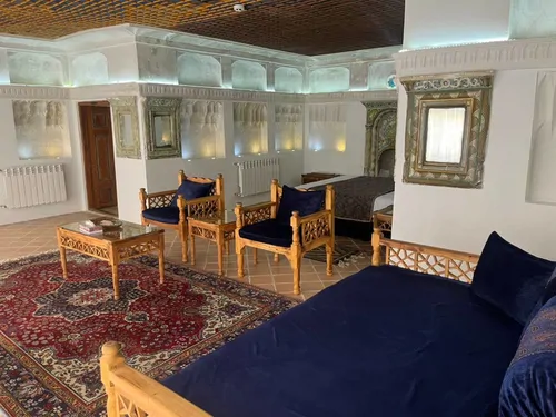 تصویر 4 - هتل سنتی ارغوان (اتاق شاه نشین) در  قزوین