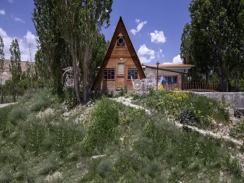 تصویر 2 - کلبه چوبی استخر آبگرم سانسی باران  در  فیروزکوه 