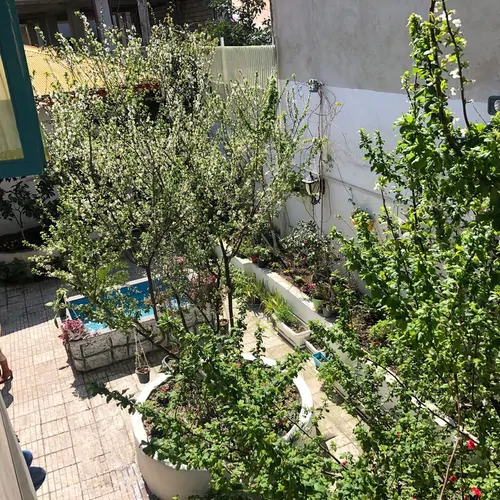 تصویر 19 - خانه باغ مادربزرگه (۱۵)  در  رشت