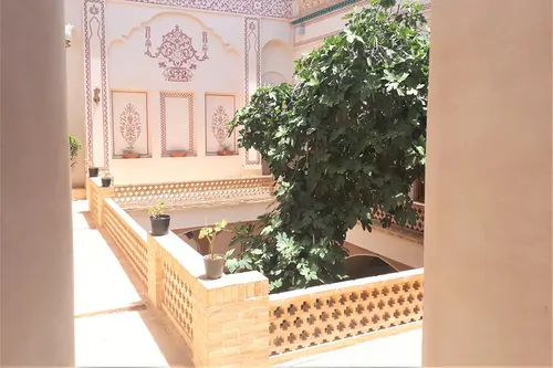 تصویر 4 - اقامتگاه بوم‌گردی (شهرزاد-دوتخته همکف) در کاشان