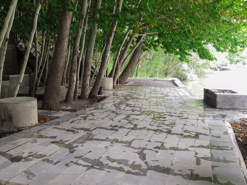 تصویر 9 - خانه ویلایی ساحل زاینده رود چم حیدر در  باغ بهادران