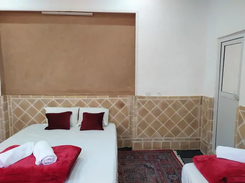 تصویر 3 - اقامتگاه بوم‌گردی اتاق بهار نشین  عمارت بیگ  در یزد