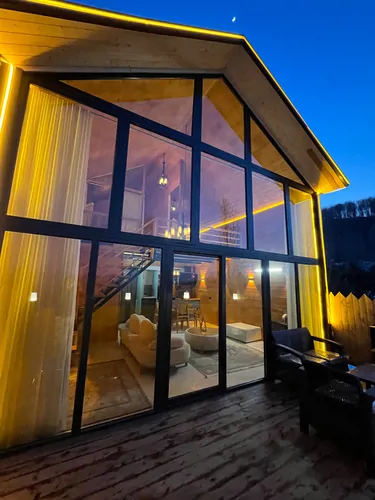 تصویر 29 - کلبه شیشه ای آسمان با جکوزی  در  شیرگاه